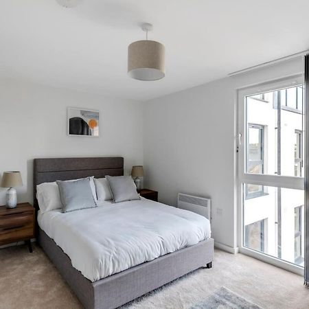 Spacious 1 Bedroom Apartment In A Converted Mill Leeds  Esterno foto