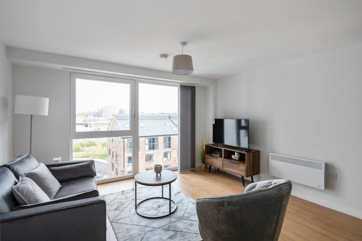 Spacious 1 Bedroom Apartment In A Converted Mill Leeds  Esterno foto
